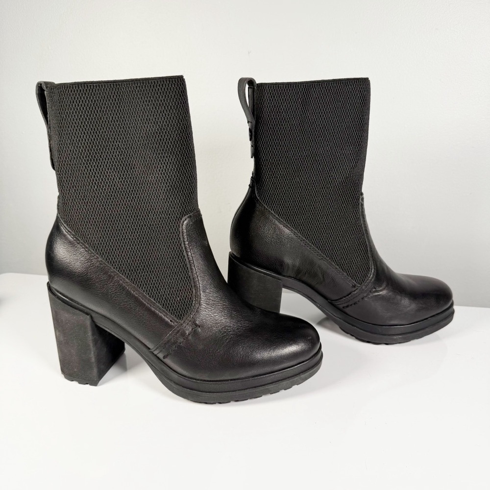 NAKED FEET - SURVIVAL in BLACK Mid-Shaft Boots size 8 Black